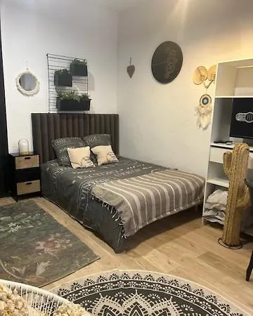 La Factory アパート